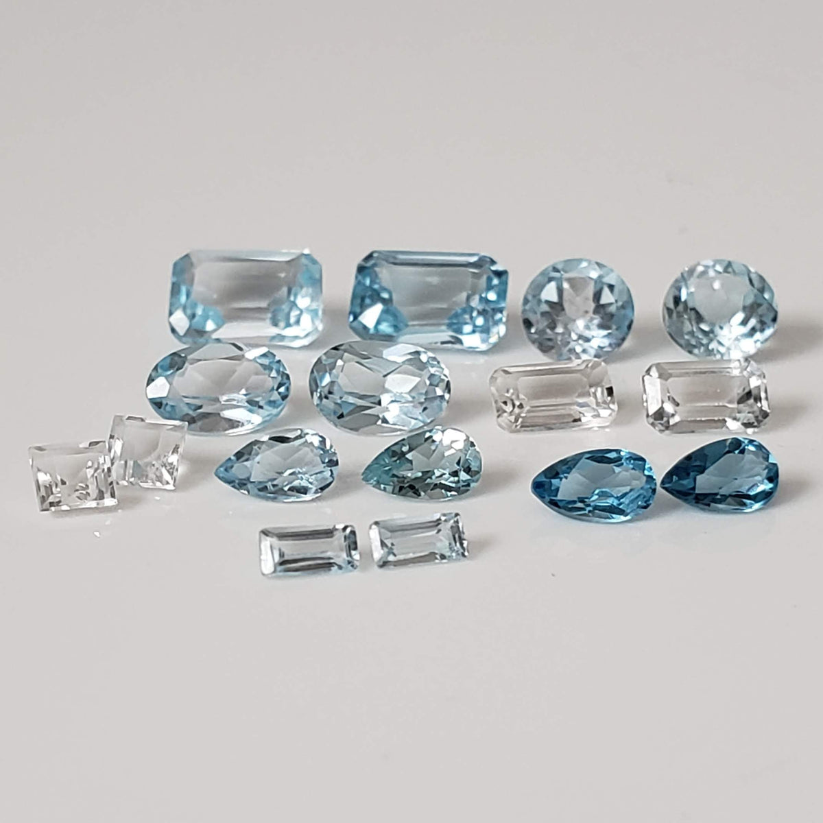 Topaz | 16 Piece Topaz Lot | Mixed Shape and Size | 6.71tcw 0