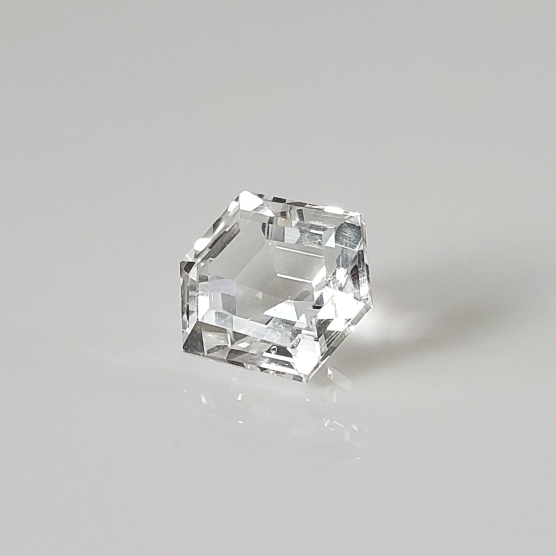  Topaz | Modified Hexagon Cut | White | 13x11mm 2