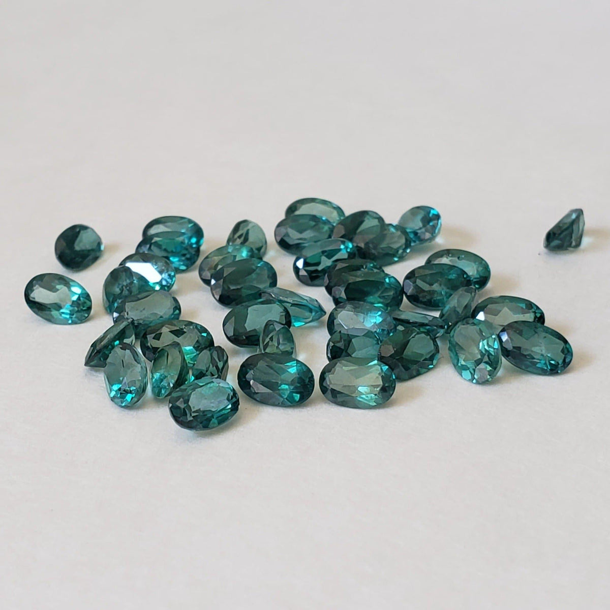  Topaz | Oval Cut | Teal Green | 6x4mm 1