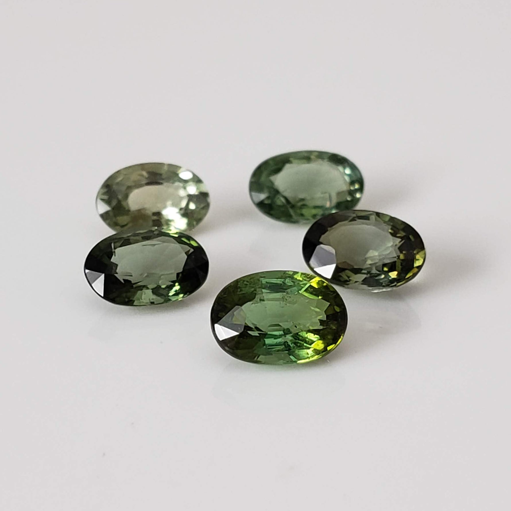  Tourmaline | 5 Piece Gemstone Lot | Oval Cut | Green | 2.38tcw 1