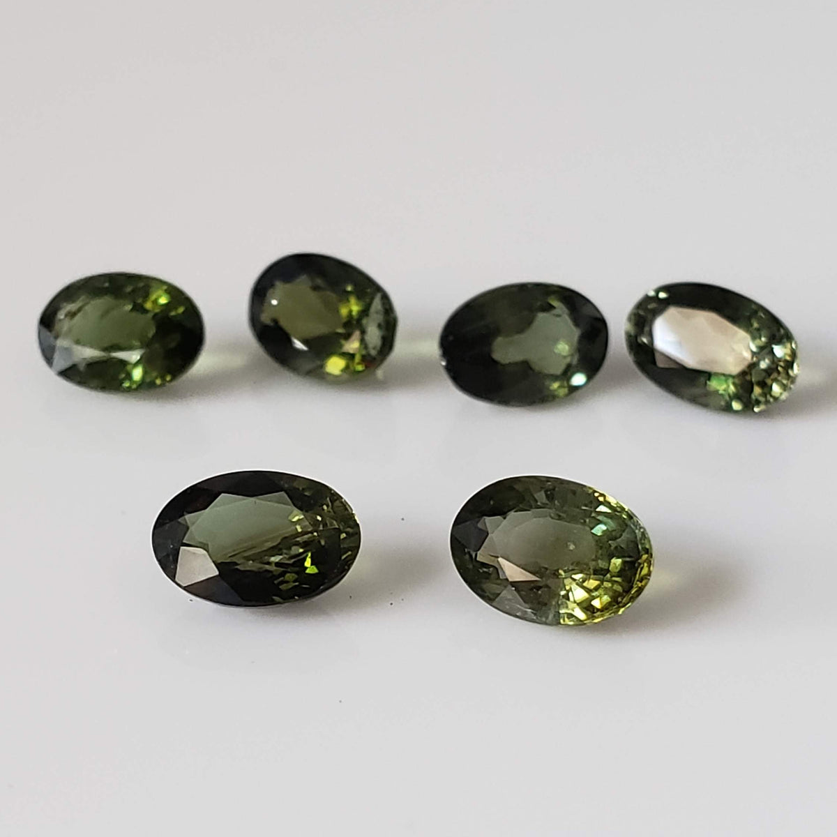 Tourmaline | 6 Piece Gemstone Lot | Oval Cut | Green | 3.0tcw 1