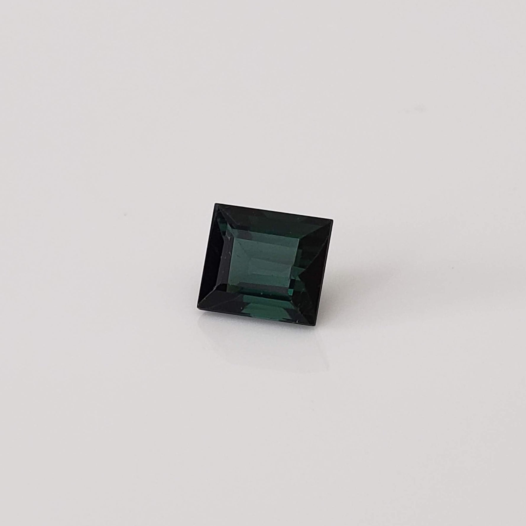  Tourmaline | Baguette Cut | Dark Neon Green | 5.7x5.1mm 0.93ct 5