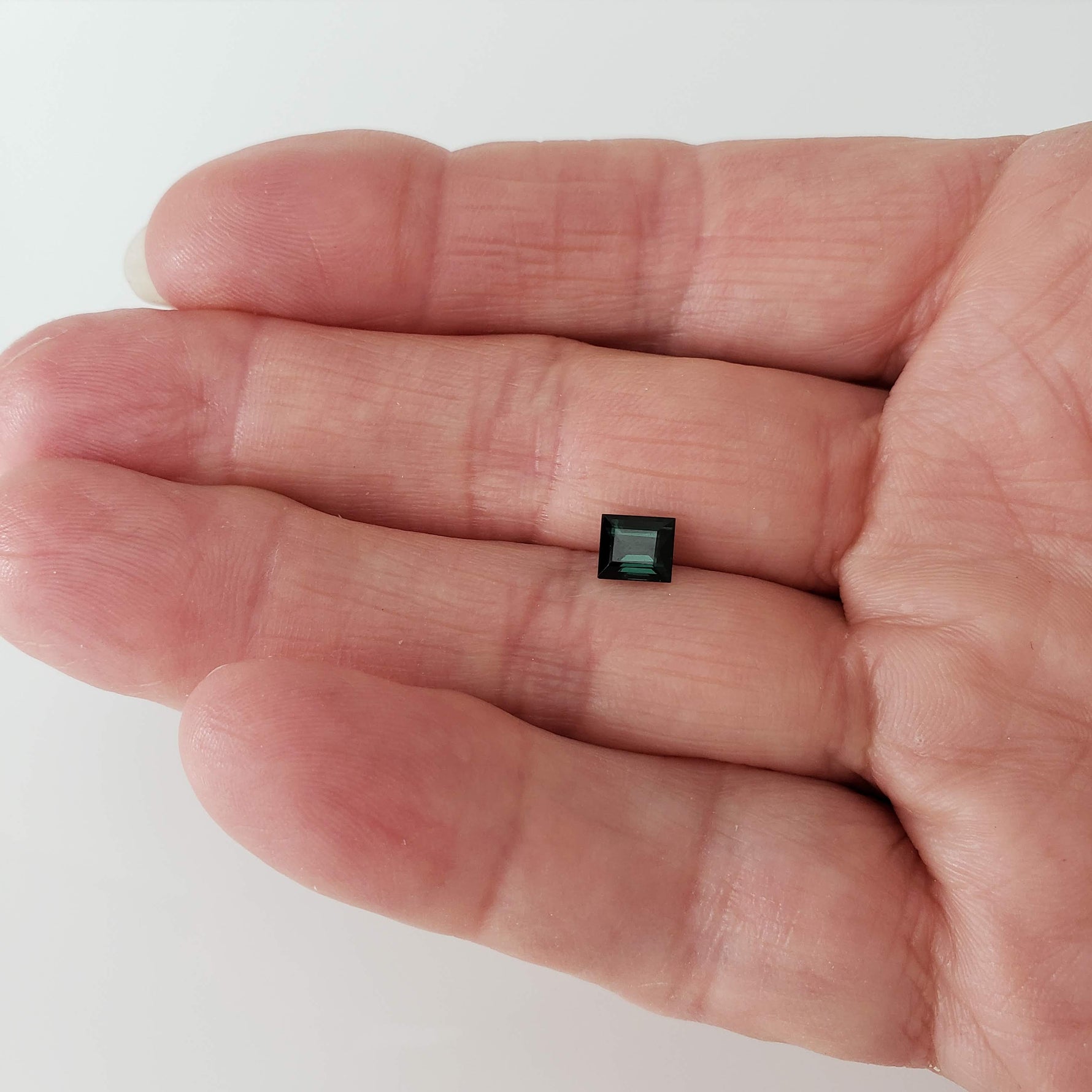  Tourmaline | Baguette Cut | Dark Neon Green | 5.7x5.1mm 0.93ct 8