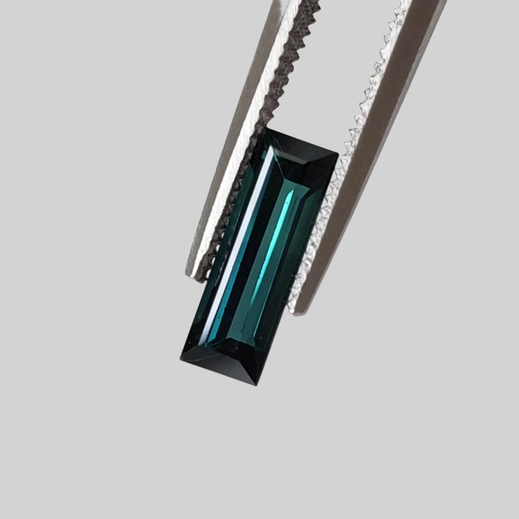  Tourmaline | Baguette Cut | Green Blue | 9.3x3mm 0.7ct 1