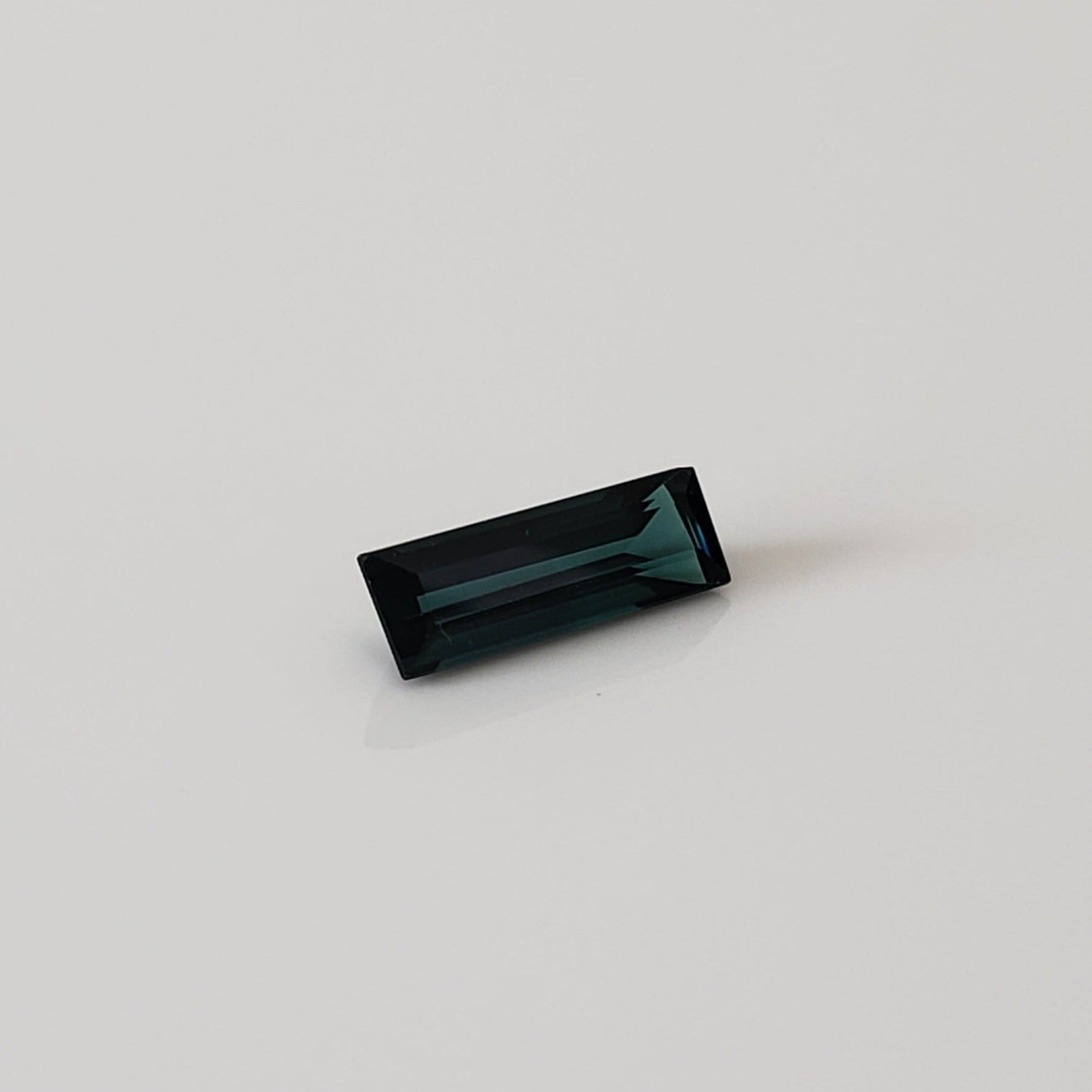  Tourmaline | Baguette Cut | Green Blue | 9.3x3mm 0.7ct 4