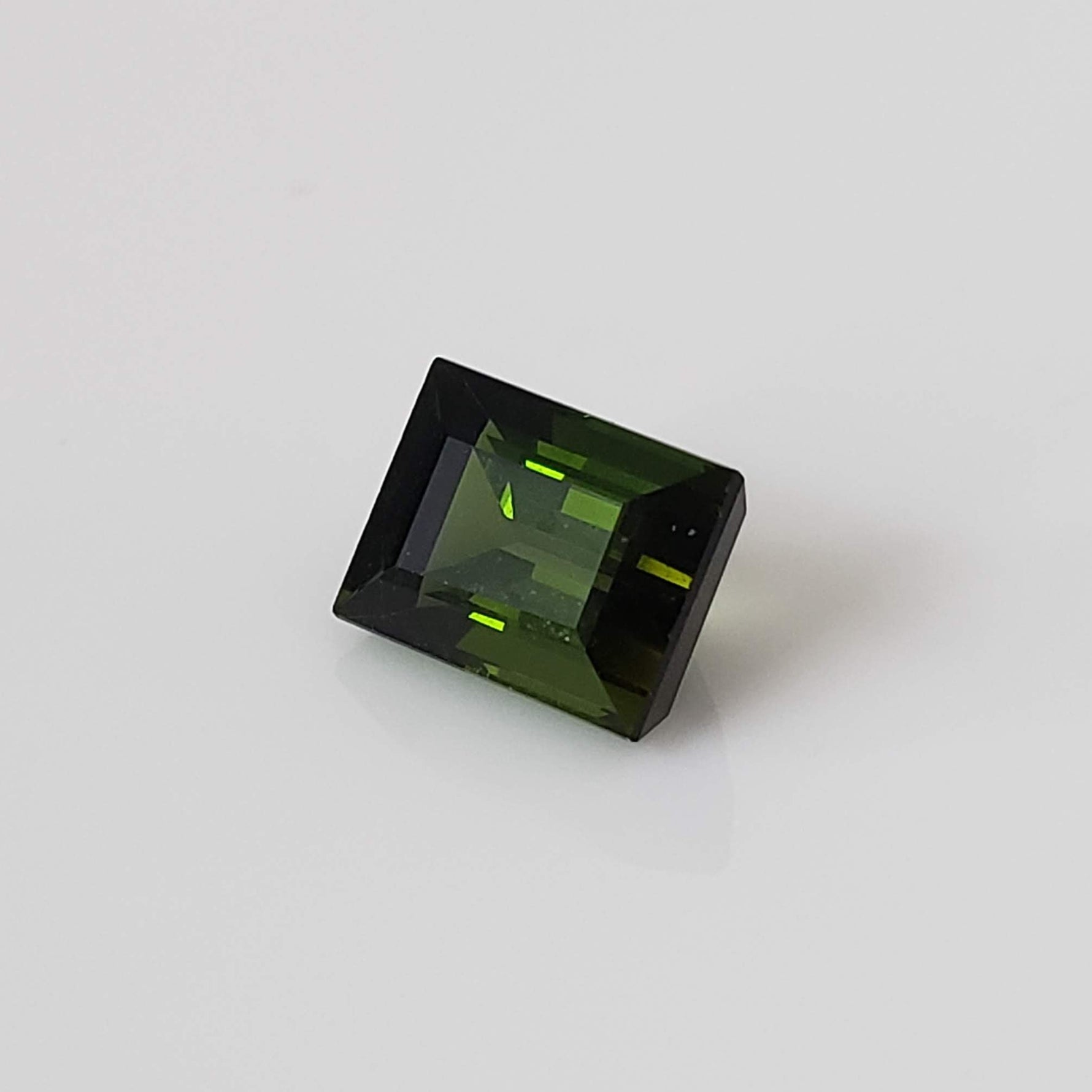  Tourmaline | Baguette Cut | Neon Green | 7x5.5mm 1.49ct 4
