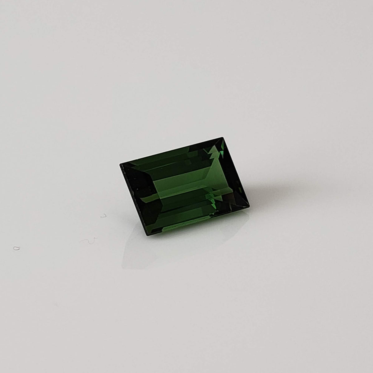  Tourmaline | Baguette Cut | Neon Green | 8.8x5mm 1.69ct 4