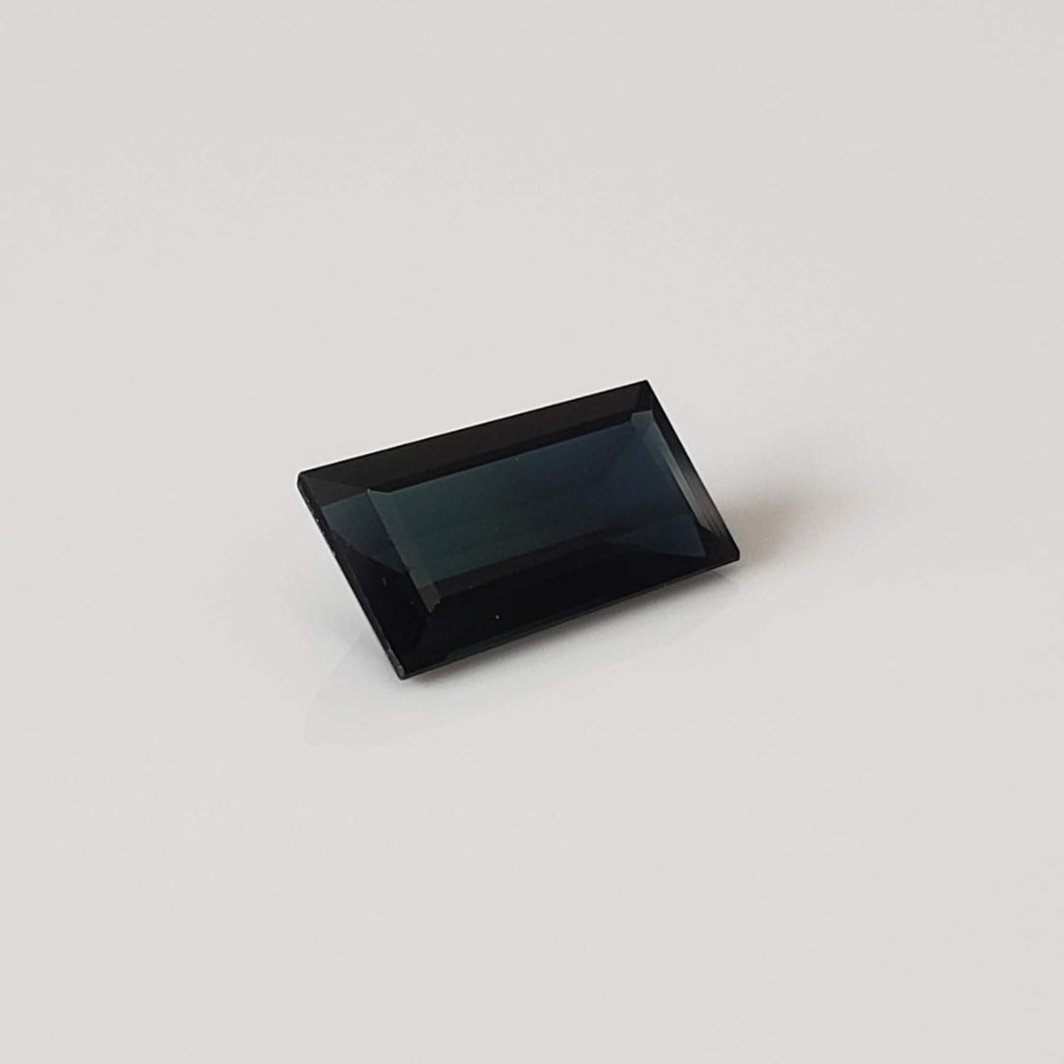  Tourmaline | Irregular Baguette Cut | Neon Blue | 9.9x5.6x5.15mm 1.47ct 4
