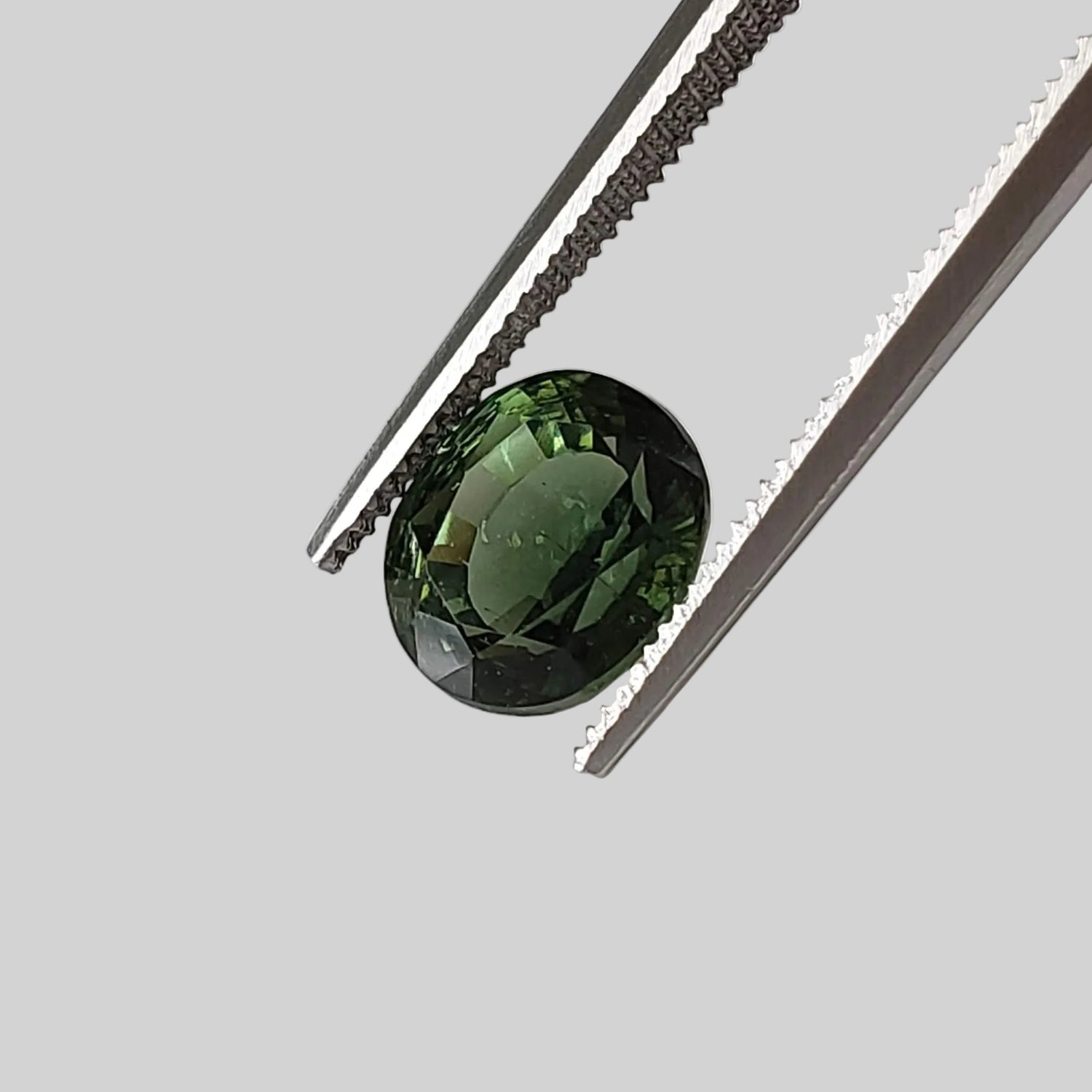  Tourmaline | Oval Cut | Forest Green | 7.8x6.7 mm 1.9ct 