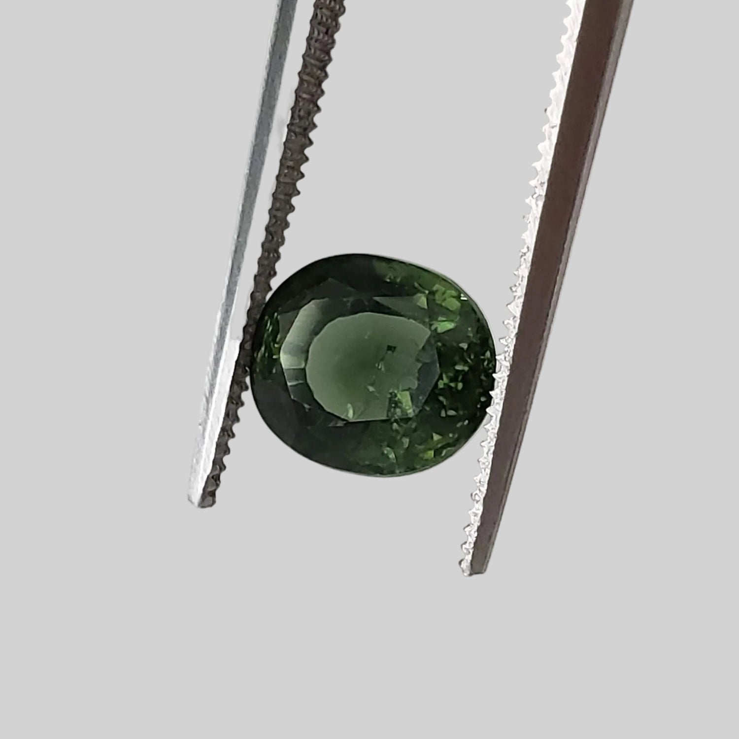  Tourmaline | Oval Cut | Forest Green | 7.8x6.7 mm 1.9ct 1