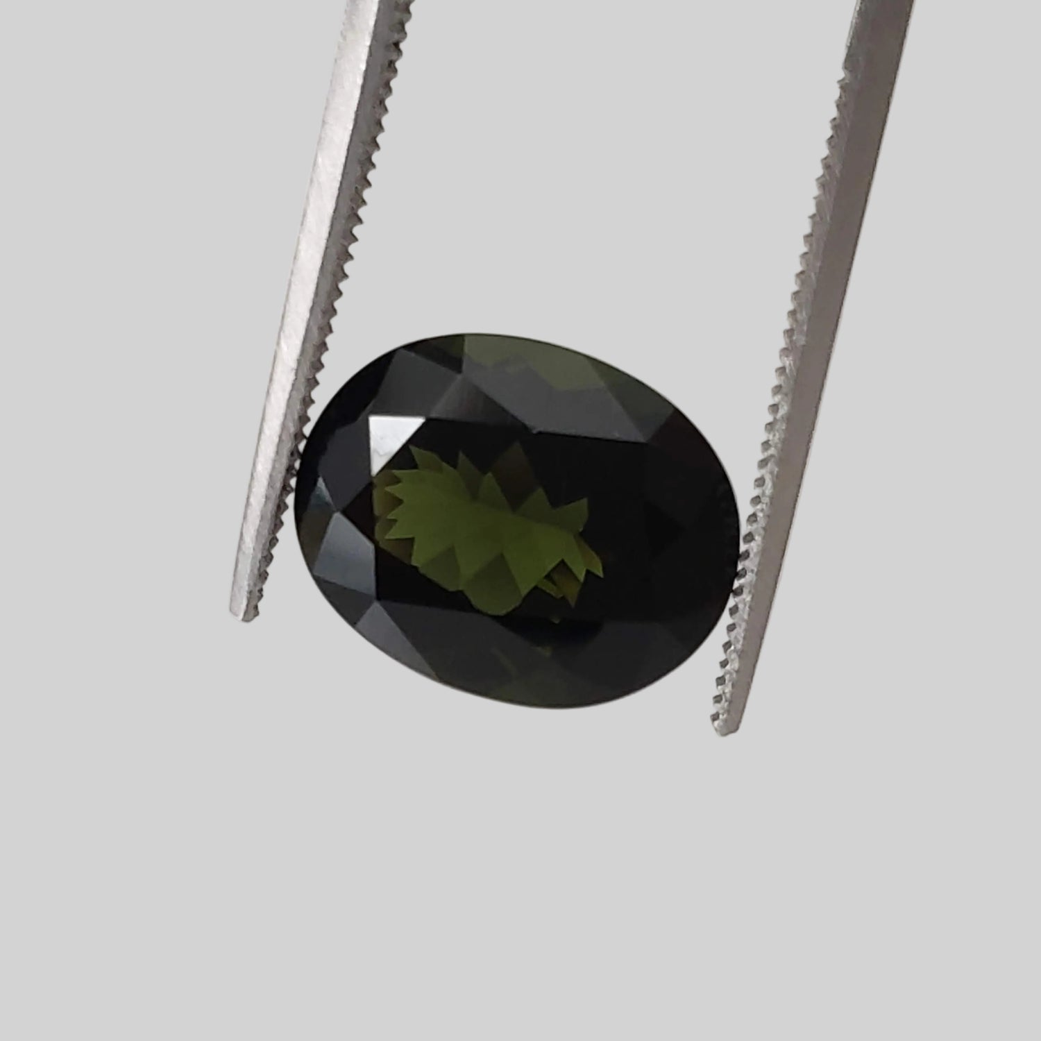  Tourmaline | Oval Cut | Green | 12.9x10.3mm 5.61ct 