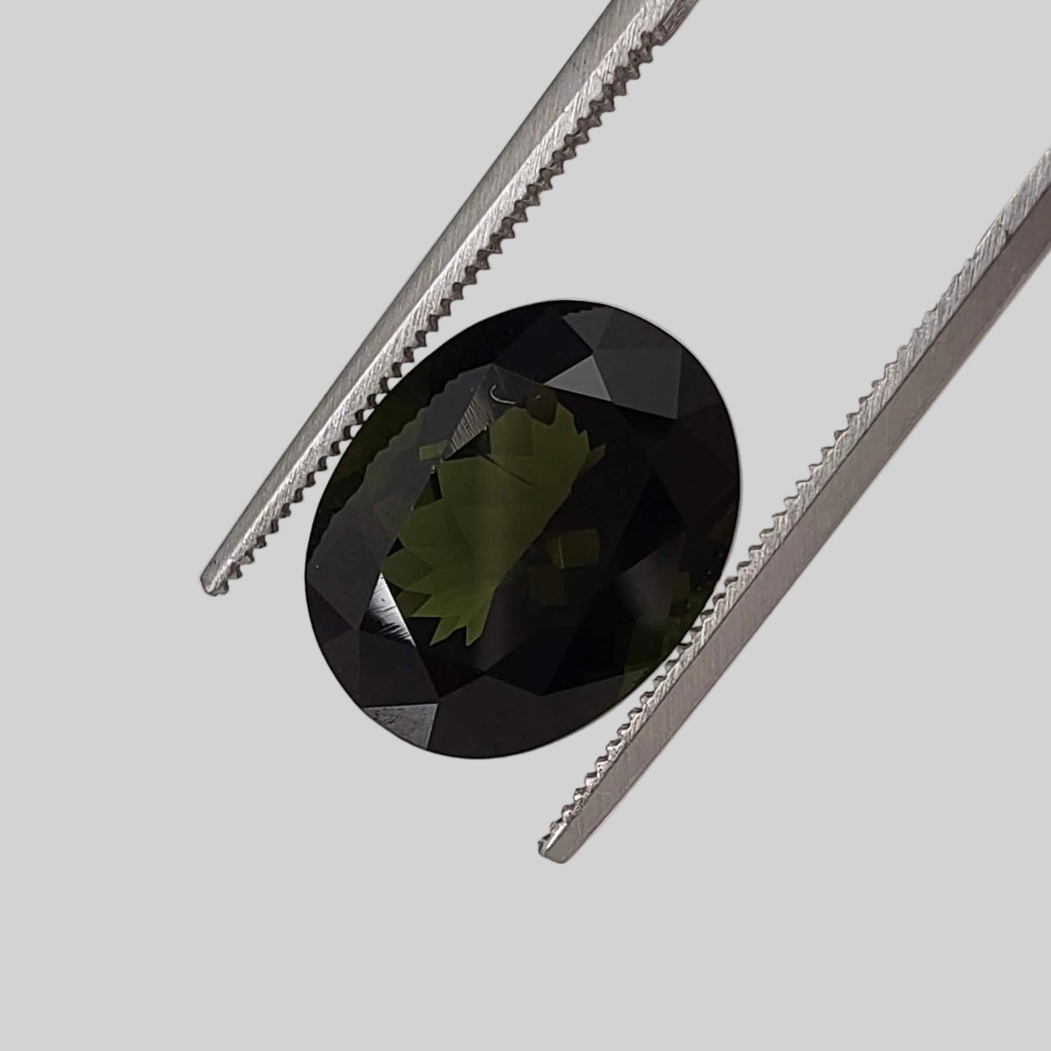  Tourmaline | Oval Cut | Green | 12.9x10.3mm 5.61ct 1