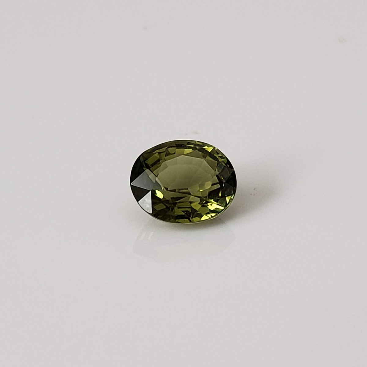  Tourmaline | Oval Cut | Lime Green | 7.5x6.5mm 1.55ct 4