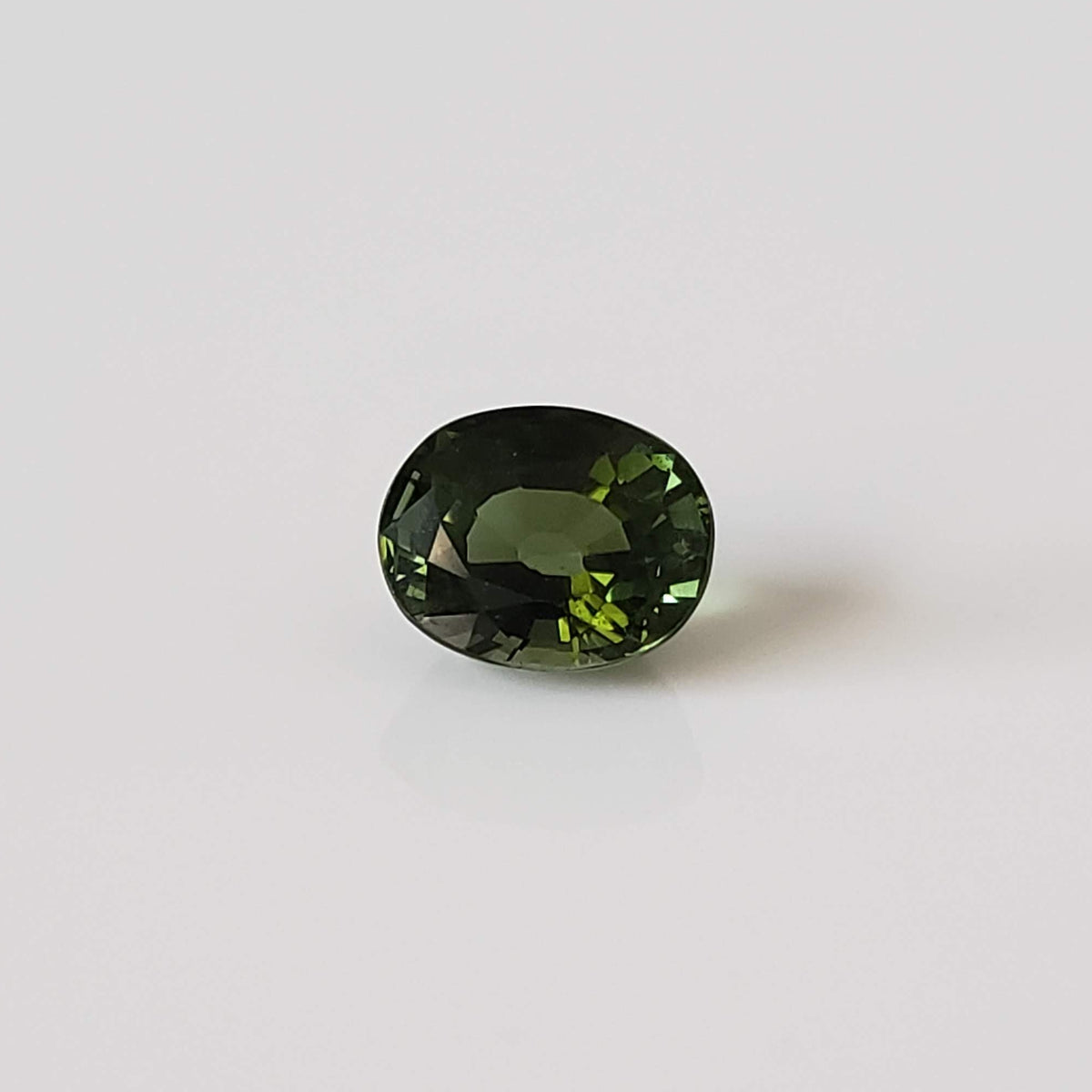 Tourmaline | Oval Cut | Neon Green | 8x6.5mm 1.93ct 2