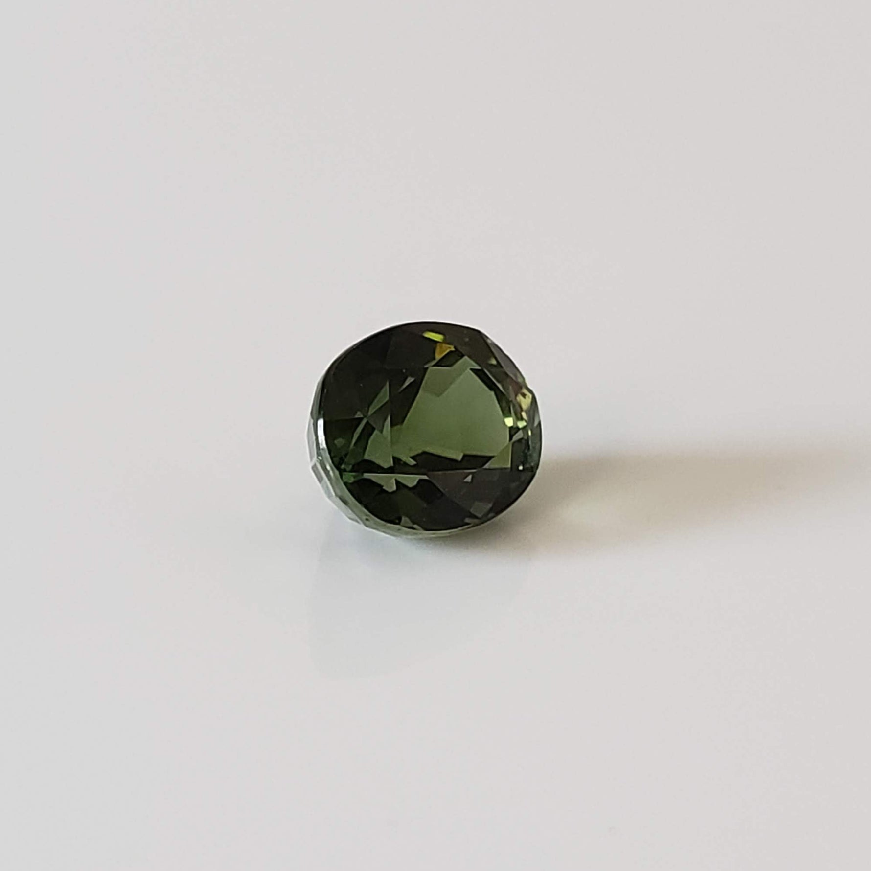  Tourmaline | Oval Cut | Neon Green | 8x6.5mm 1.93ct 4