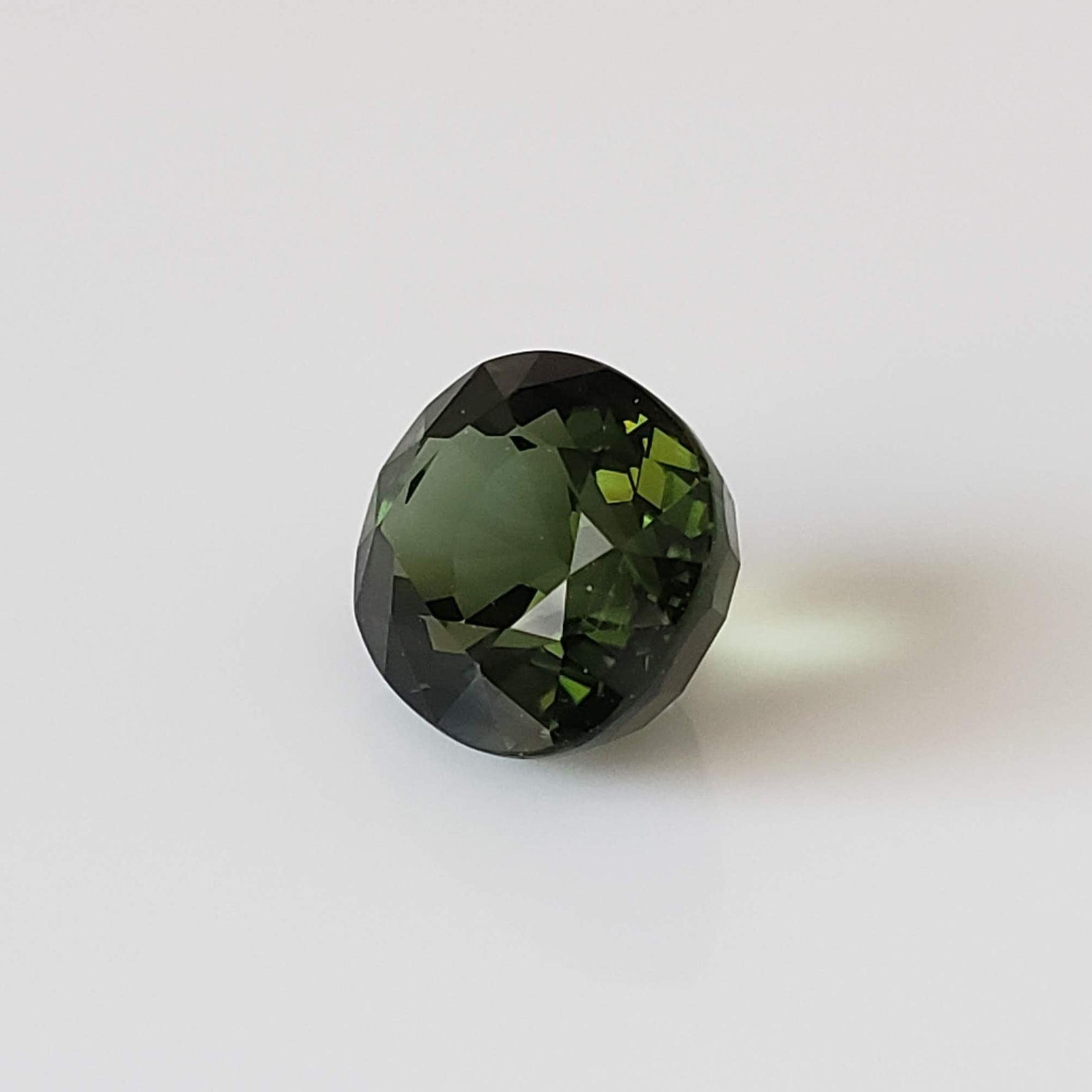  Tourmaline | Oval Cut | Rich Green | 9x8mm 2.85ct | Africa 3