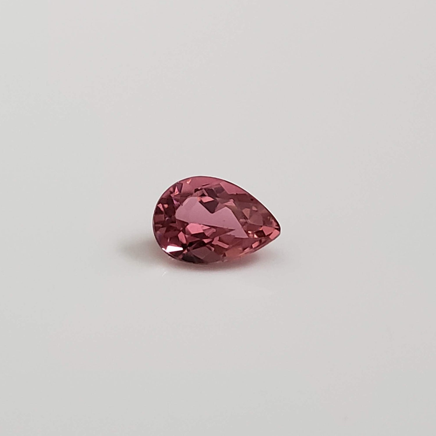 Tourmaline | Pear Shape Cut | Pink | 6.7x4.6mm 0.66ct 