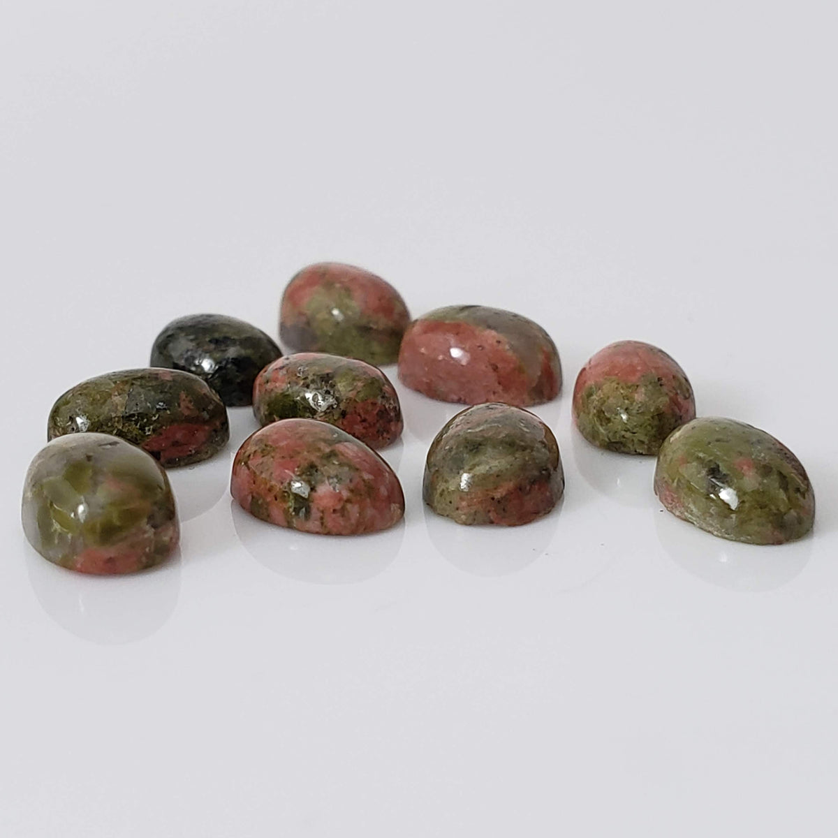 Unakite | 10 Piece Gemstone Lot | Oval Cabochon | Green With Red | 9.7tcw 3
