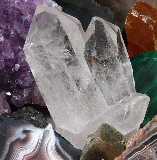 Collector's Cave Rock and Gem shop from the World and beyond