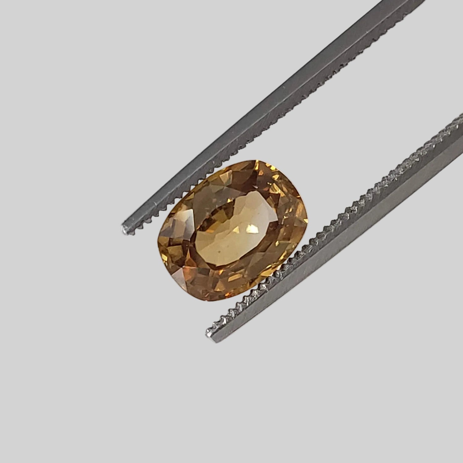  Zircon | Antique Cut | Yellow | 8x6mm | Cambodia 