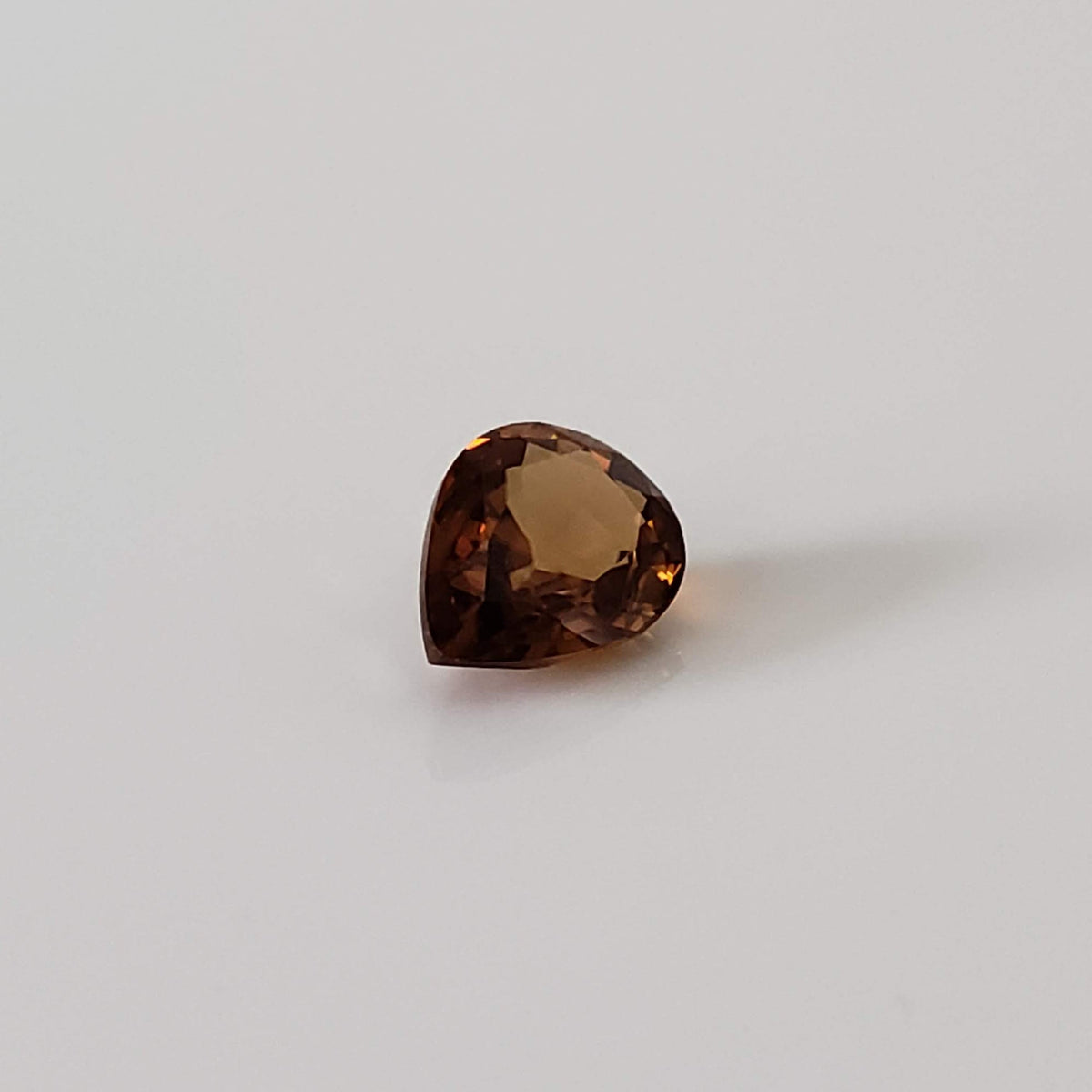  Zircon | Pear Shape Cut | Golden | 8x6mm 1.6ct | Cambodia 3