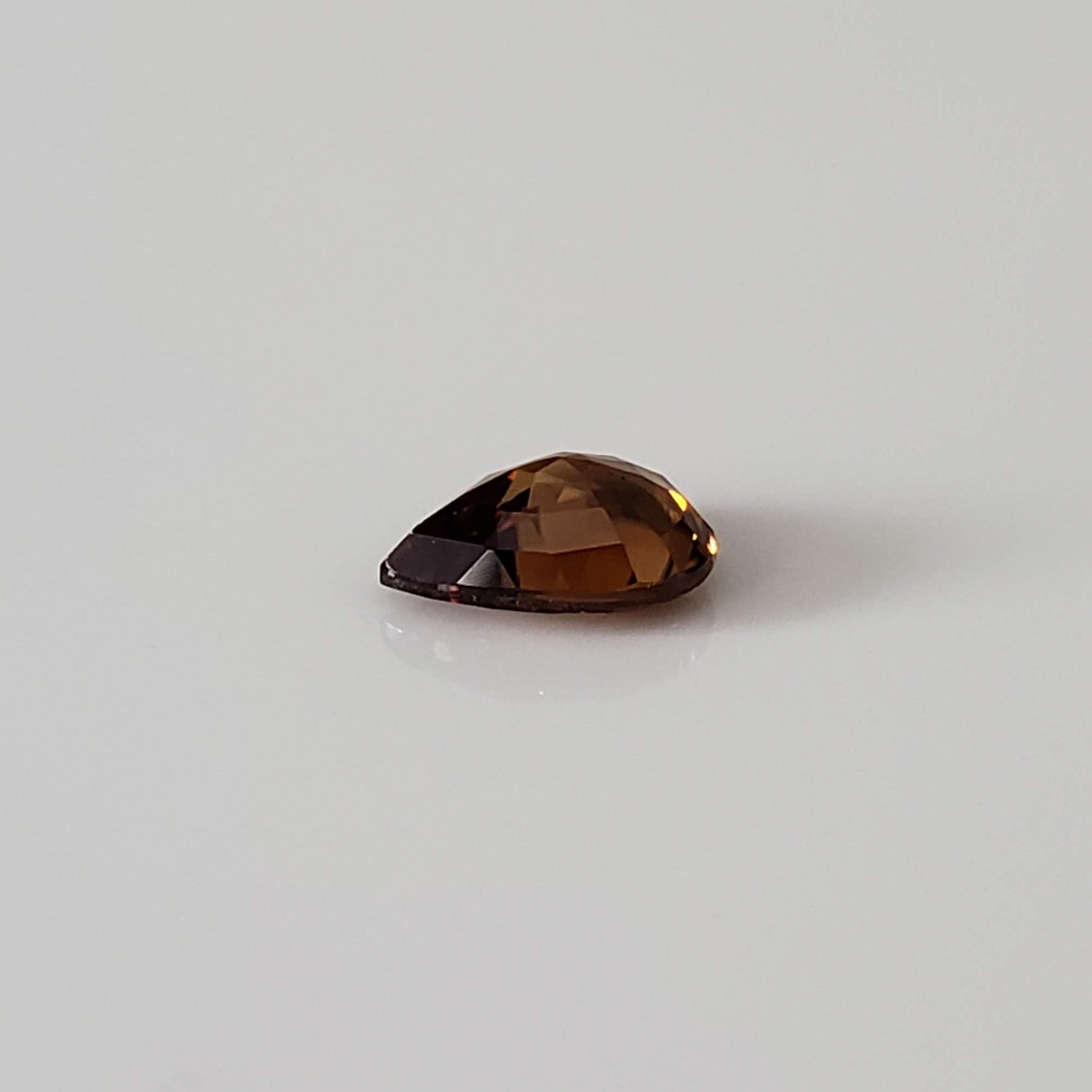  Zircon | Pear Shape Cut | Golden | 8x6mm 1.6ct | Cambodia 5