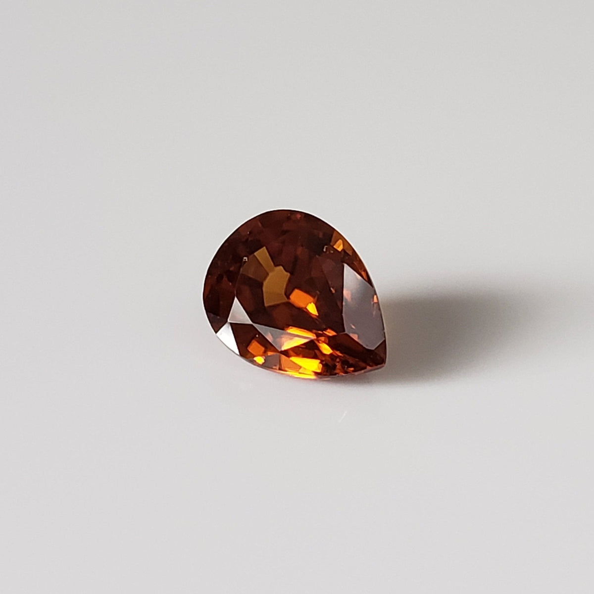  Zircon | Pear Shape Cut | Golden | 8x6mm 4