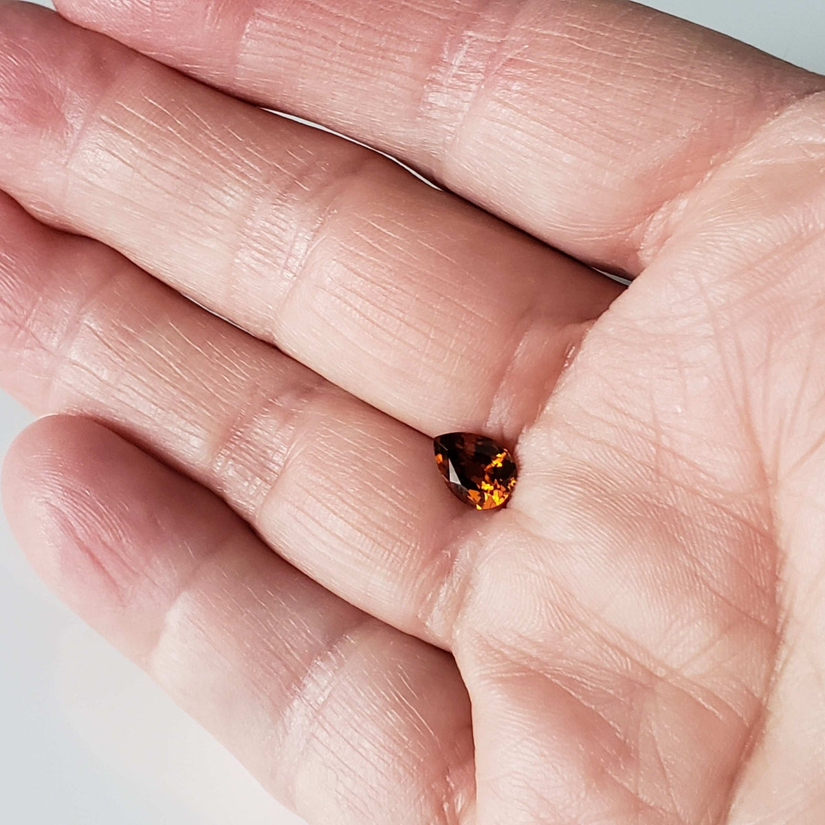  Zircon | Pear Shape Cut | Golden | 8x6mm 8