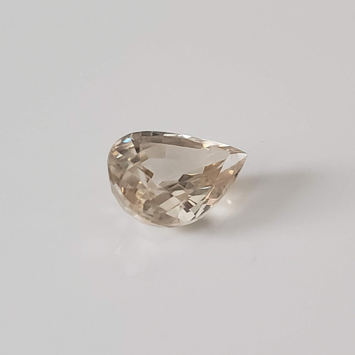  Zircon | Pear Shape Cut | Yellow | 10.7x7mm 2.7ct | Vietnam 4