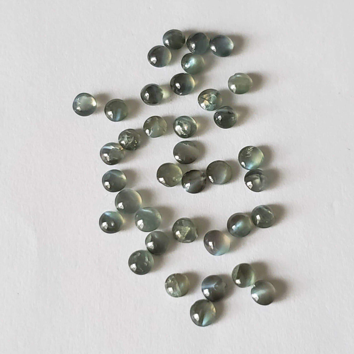 Alexandrite Cats Eye | Round Cabochon | Green - Purple | 3mm 5