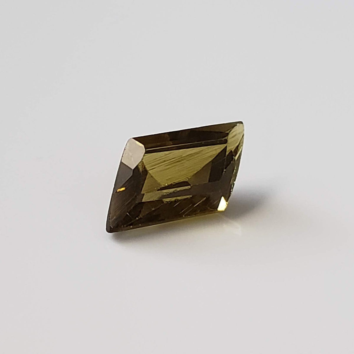 Apatite (Olive) | Lozenge Cut | Honey Green | 13.7x6.3mm 2.2ct 6