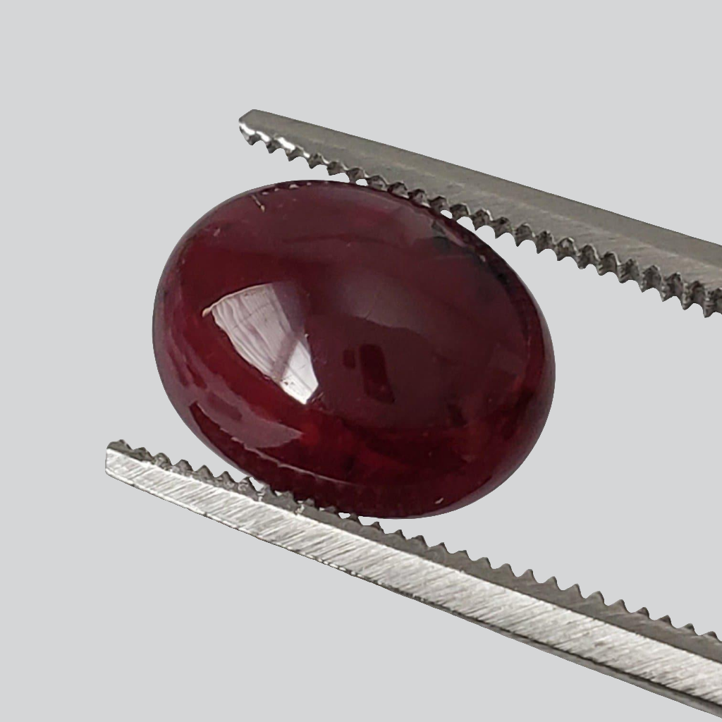 Ruby | Oval Cabochon | Blood Red | 9.8x7.6mm 3.13ct