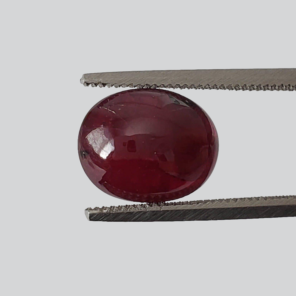 Ruby | Oval Cabochon | Blood Red | 9.8x7.6mm 3.13ct