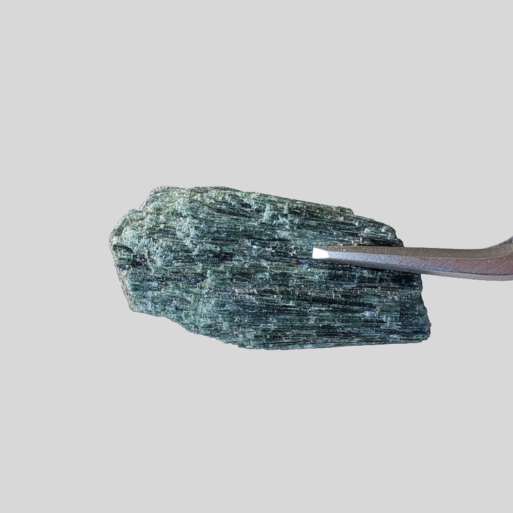 Epidote Parallel Crystal | Dark Green | 27.52ct | Minas Gerais, Brazil