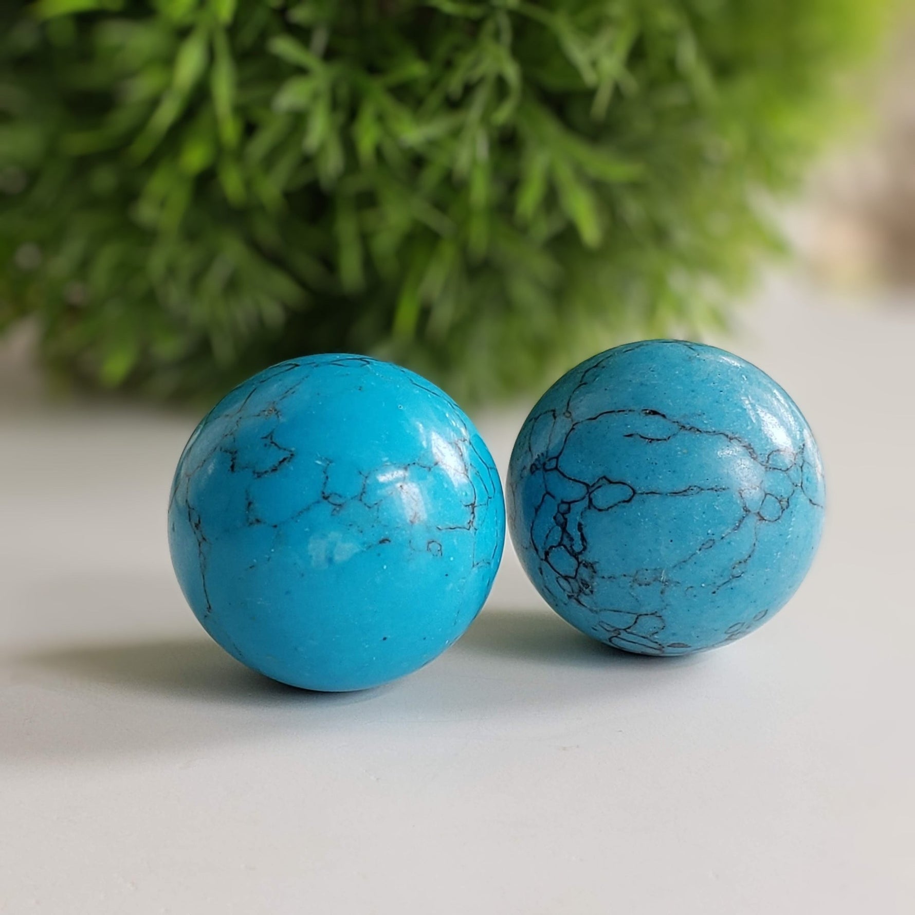 Blue Howlite Sphere | 30 mm 1.2 inches | 31 grams 4