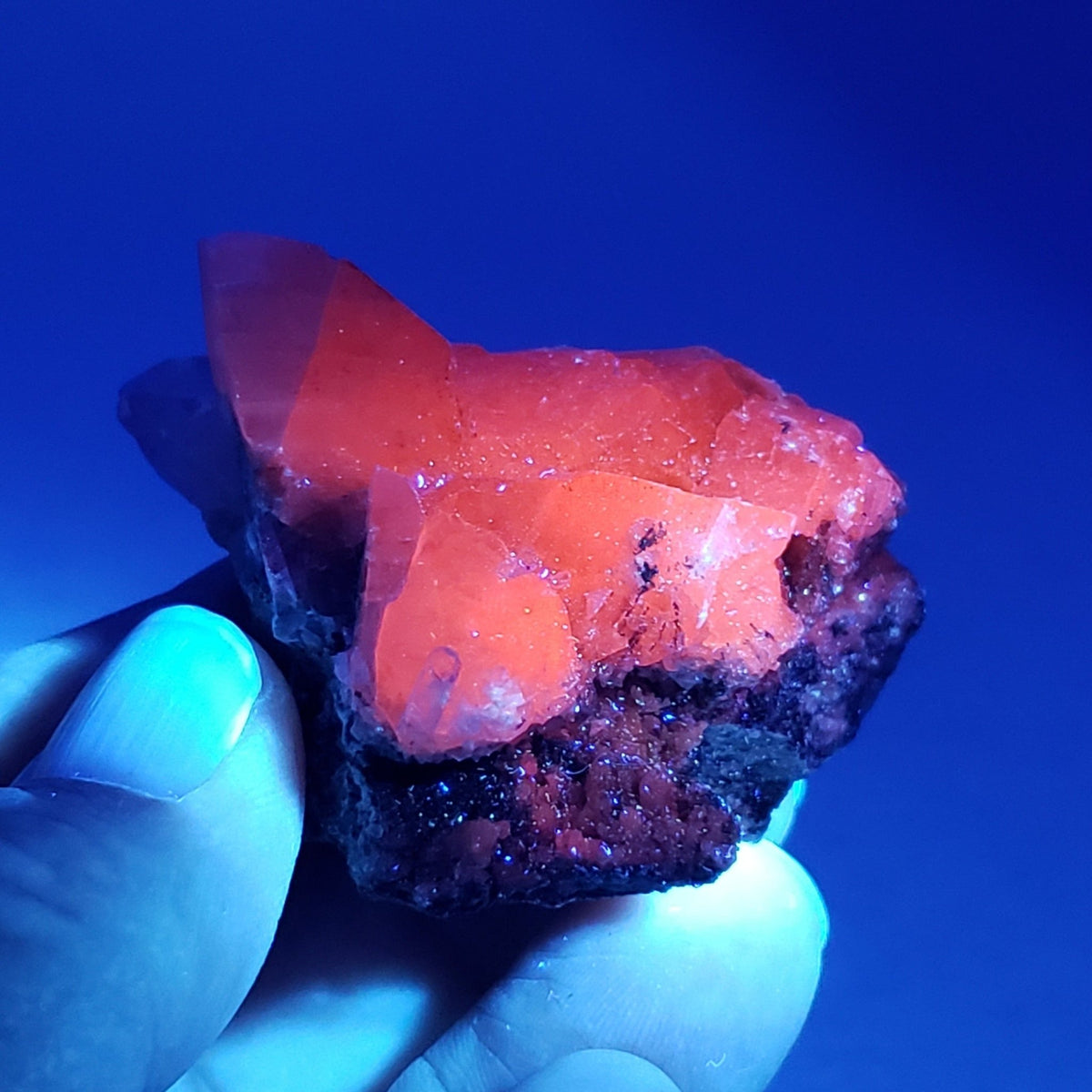 Calcite with Hematite on Matrix | 58.3 grams | Fluorescent Crystal | Lane's Quarry, Westfield MA