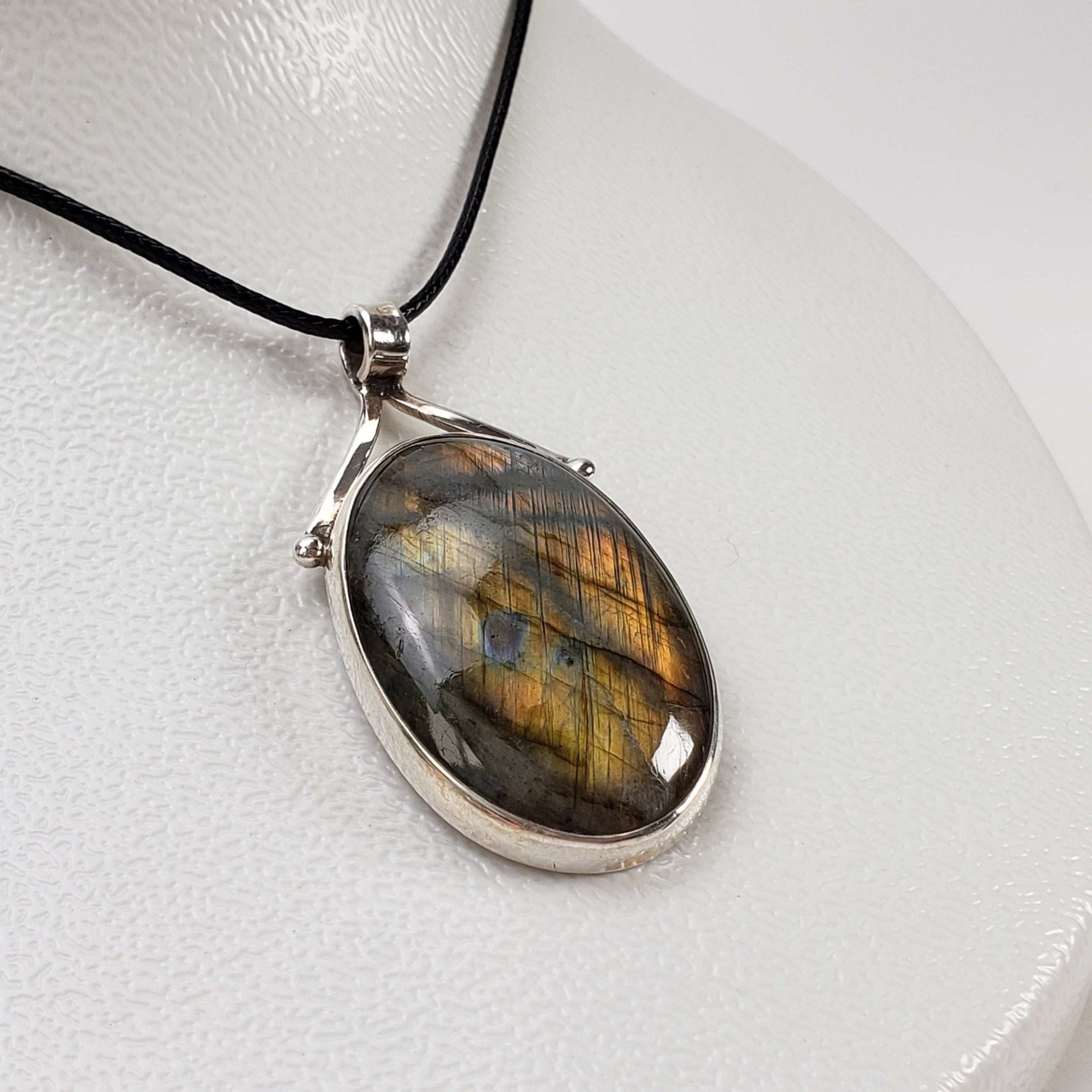   Labradorite Pendant | 925 Sterling Silver 