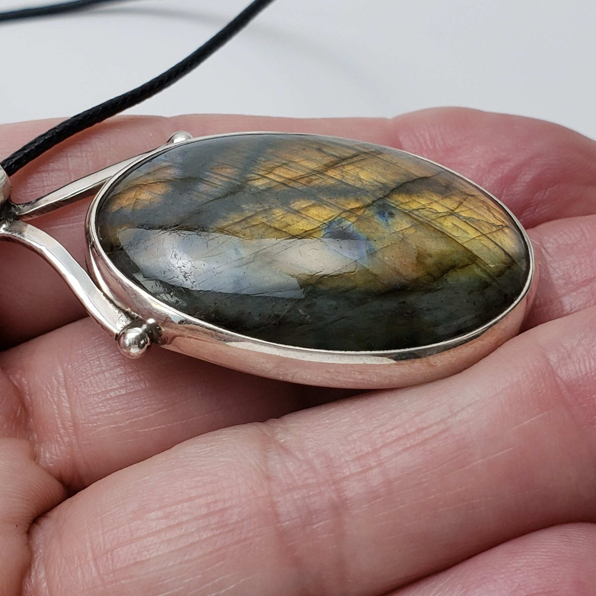   Labradorite Pendant | 925 Sterling Silver 