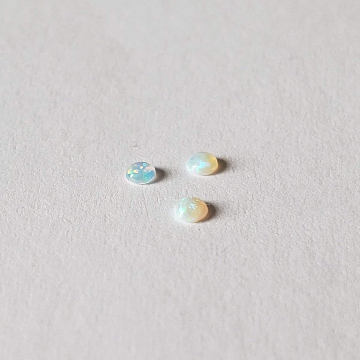 Opal | 3 Piece Lot | Round Cabochon | White Rainbow | 1.6-1.7mm