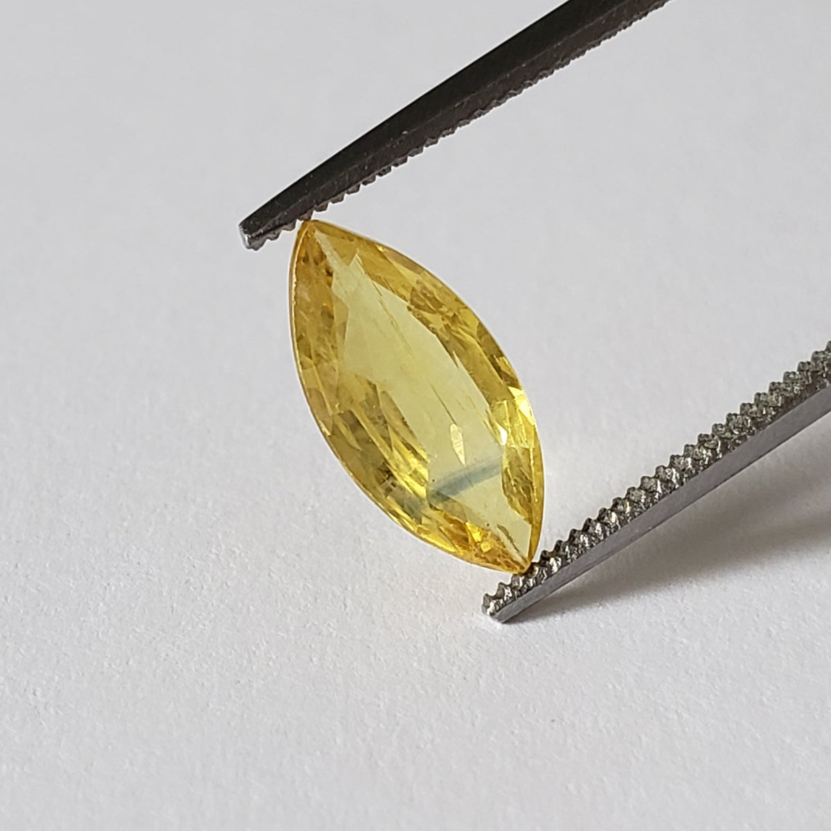 Sapphire | Marquise Cut | Yellow | 11.5x5.5mm 1.26ct