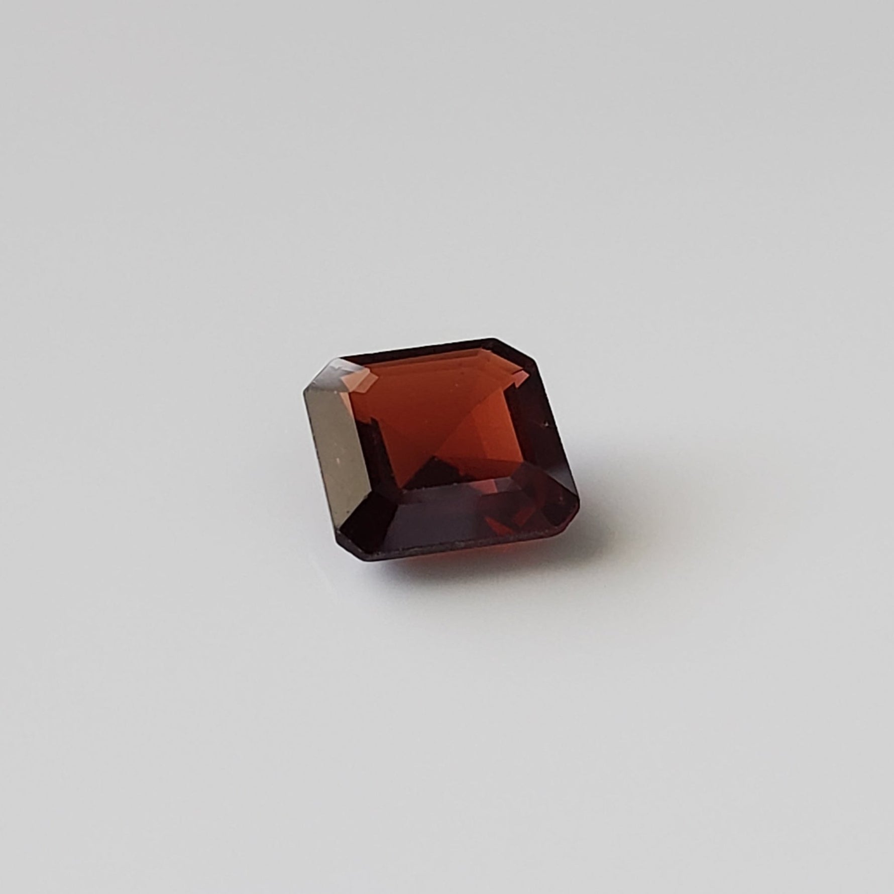 Mozambique Garnet | Square Cut | Untreated | Orange Red | 6x6mm