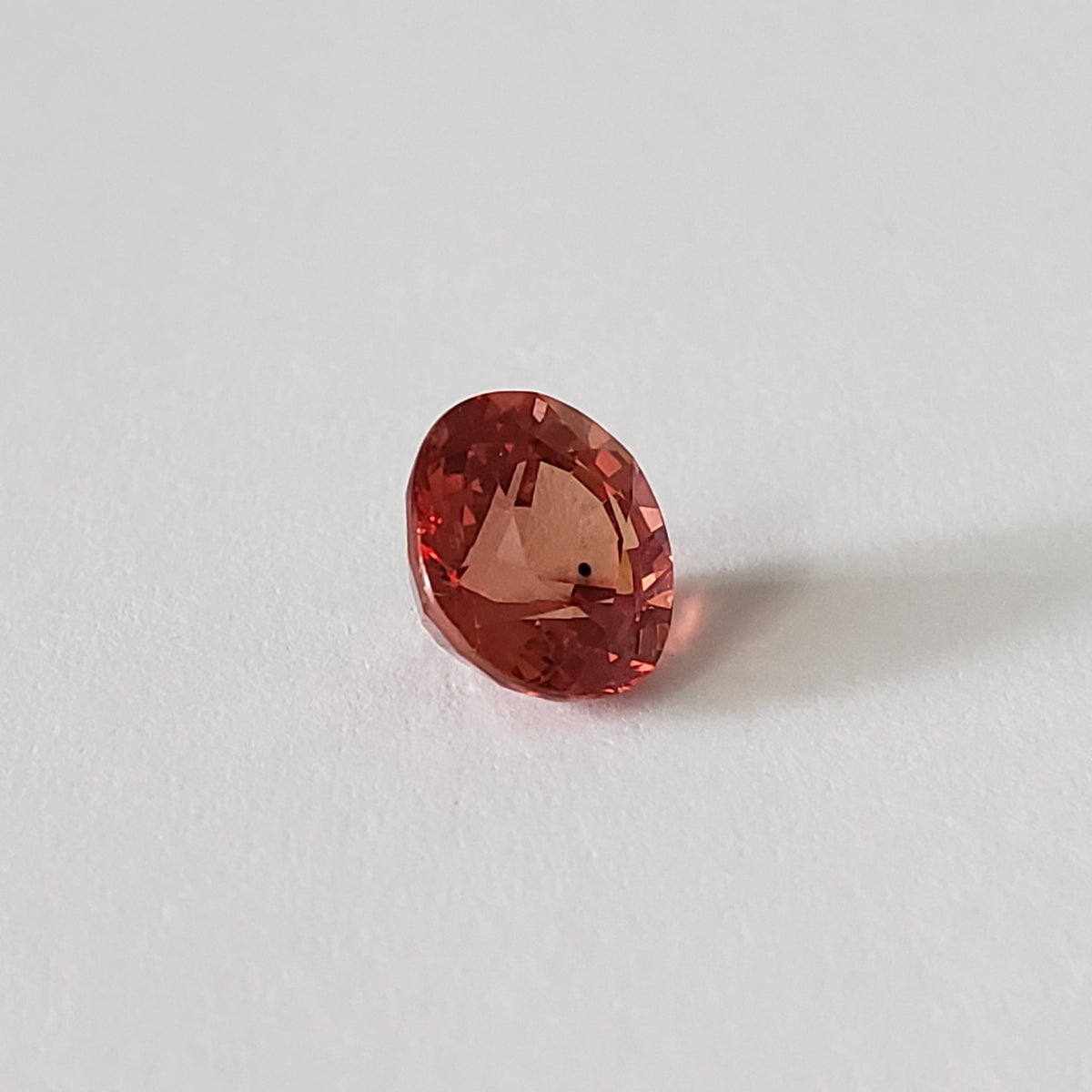 Sapphire | Oval Cut | Imperial Orange | 7.5x6.5mm 1.94ct | Tanzania