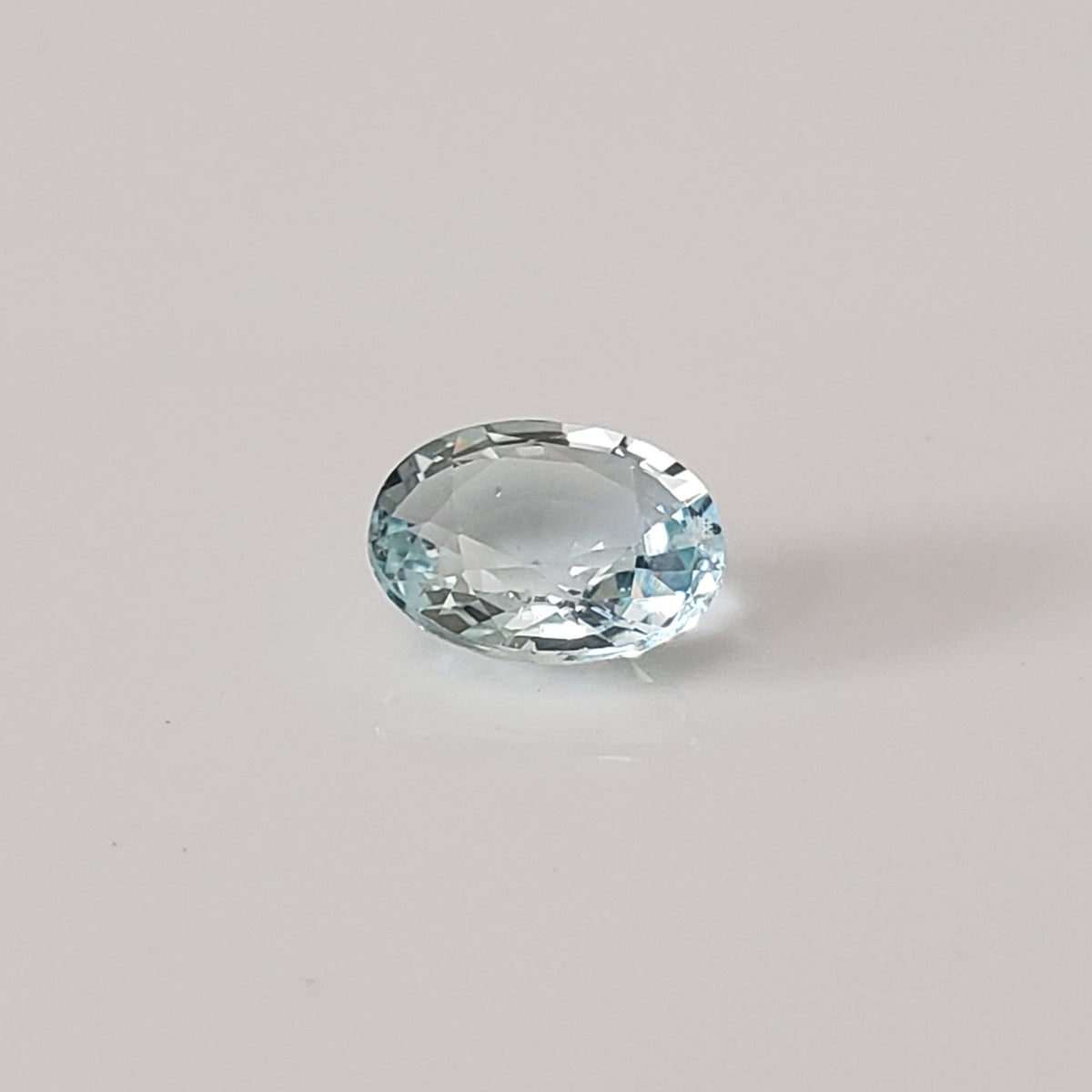 Aquamarine | Oval Cut | Medium Blue | 8x6 mm 1.25ct | Brazil