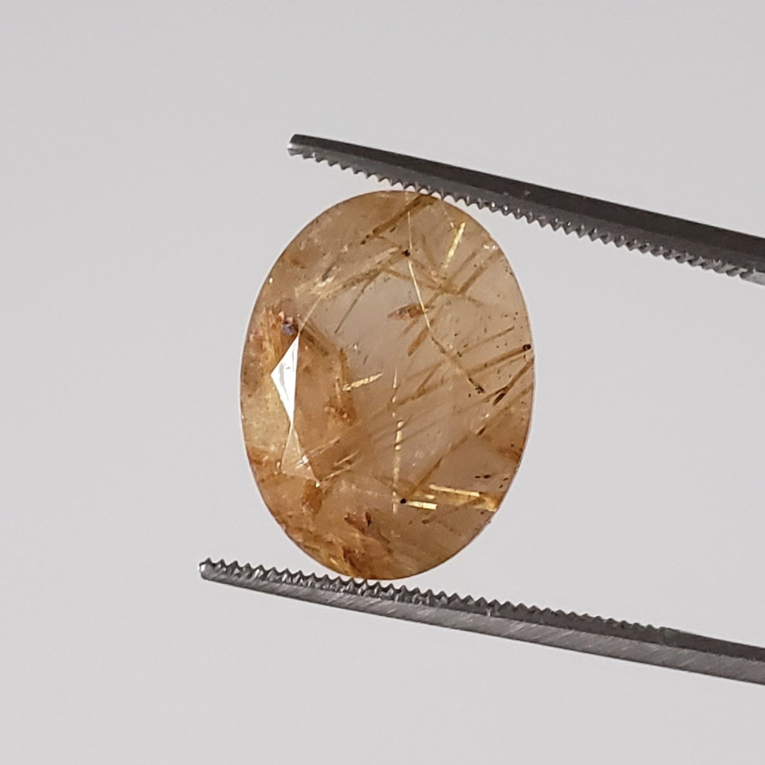 Rutilated Quartz | Oval Cut | 15.6x12mm 9.3ct | Brazil