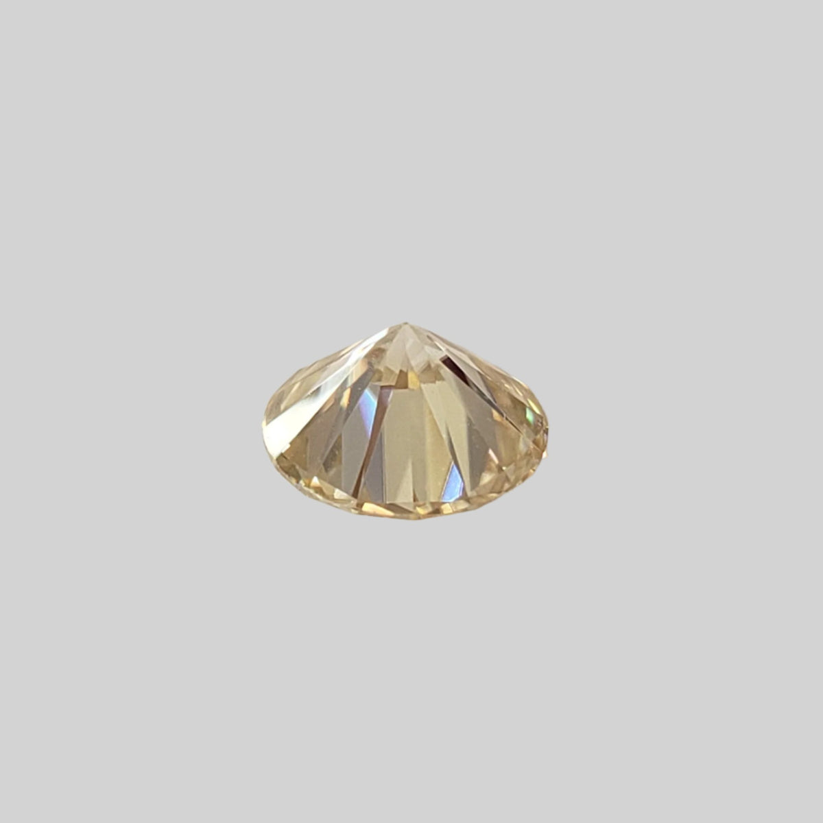  Moissanite | Round Diamond Cut | Pale Yellow | 7mm 