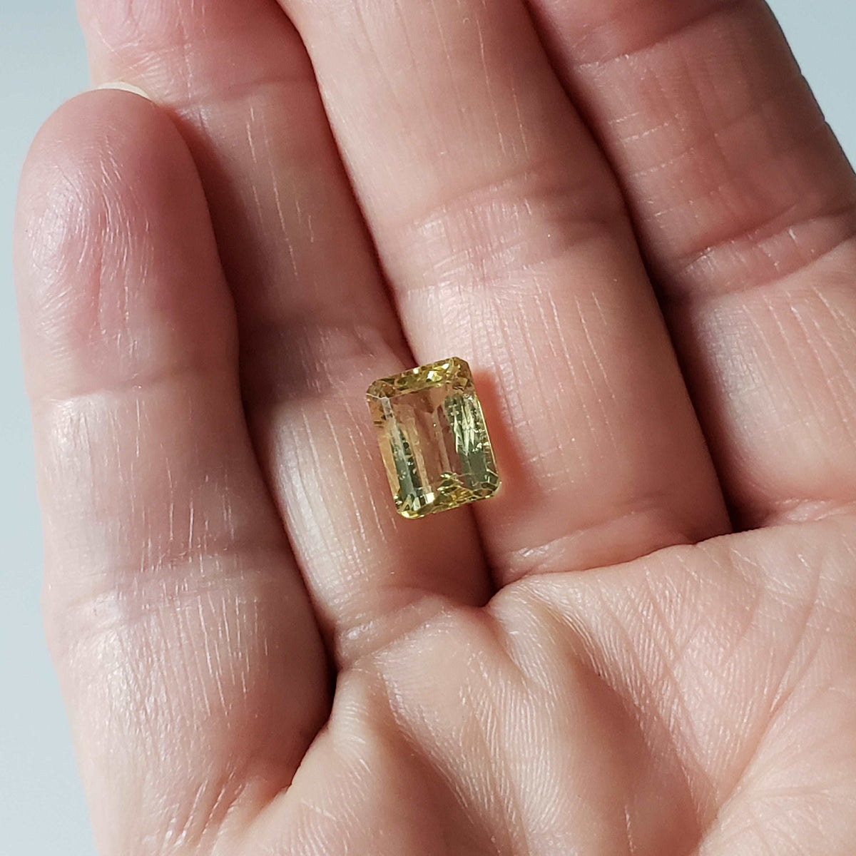 Apatite | Octagon Cut | Lemon Yellow | 11x8.3mm 5.0ct