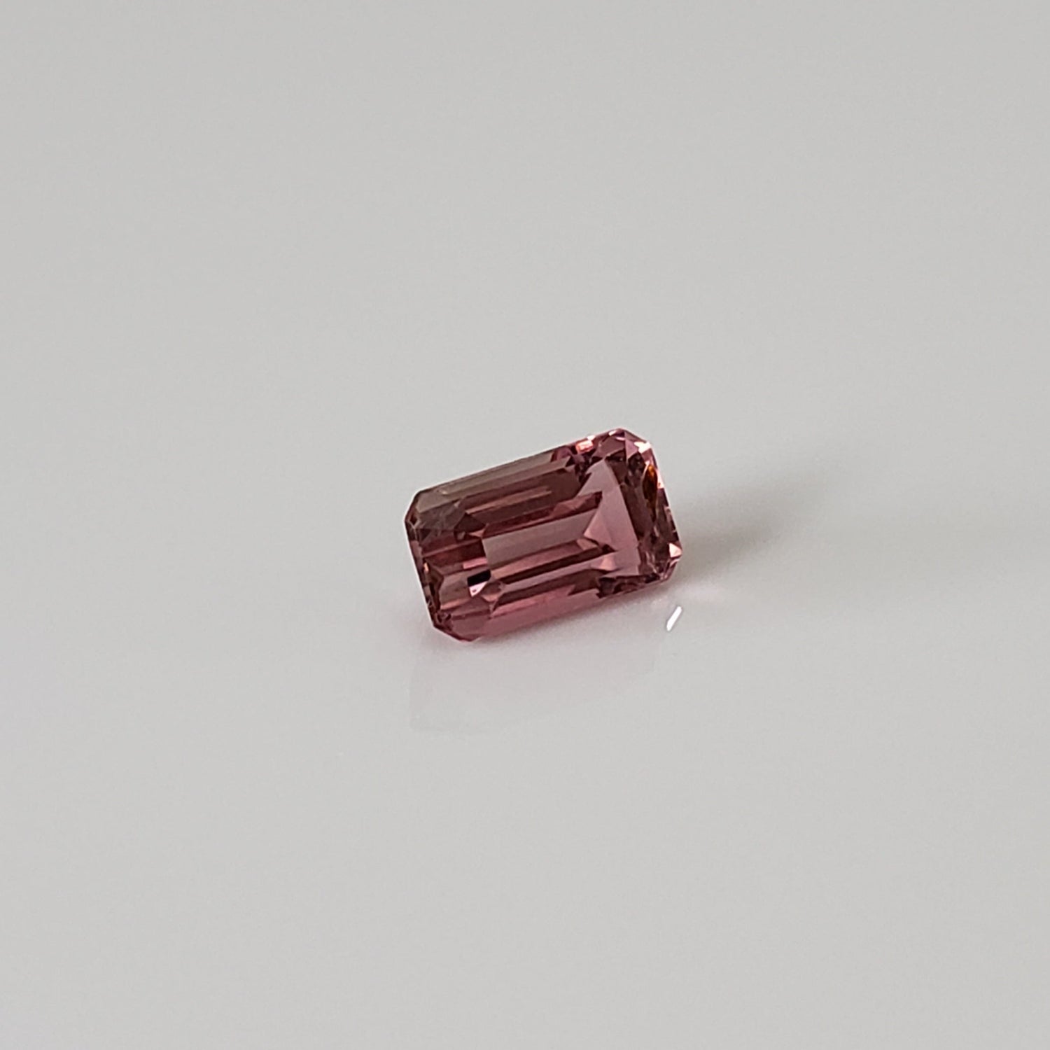 Tourmalines | Coupe octogonale | Rose | 7x4mm 0,9ct