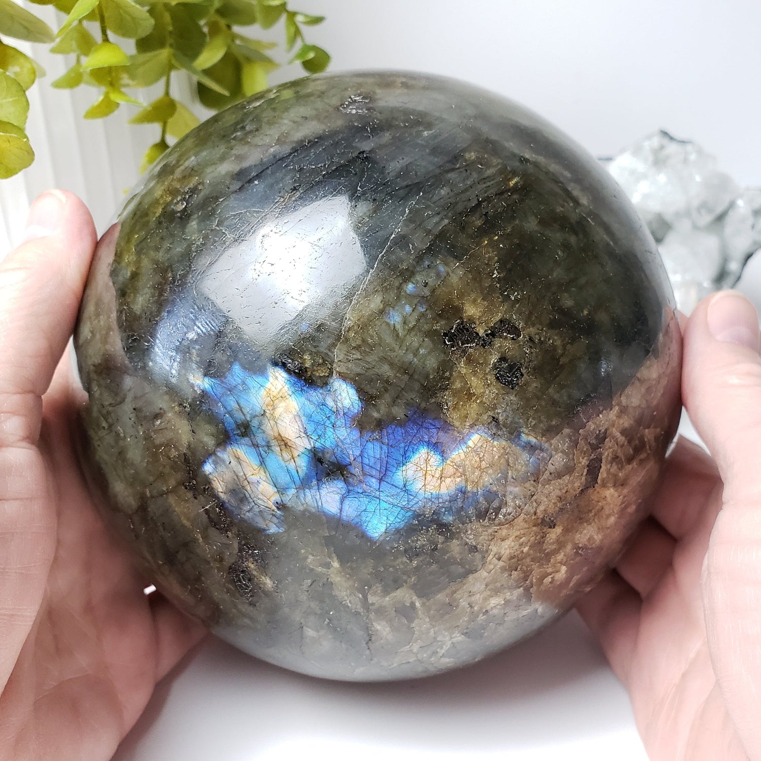Labradorite Sphere | Natural Gray Rainbow | 4.5 Kg, 10 lbs | 150 mm, 6 in | Madagascar