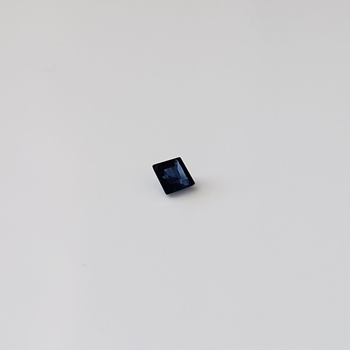   Sapphire | Square Cut | Cornflower Blue | 2.5mm 