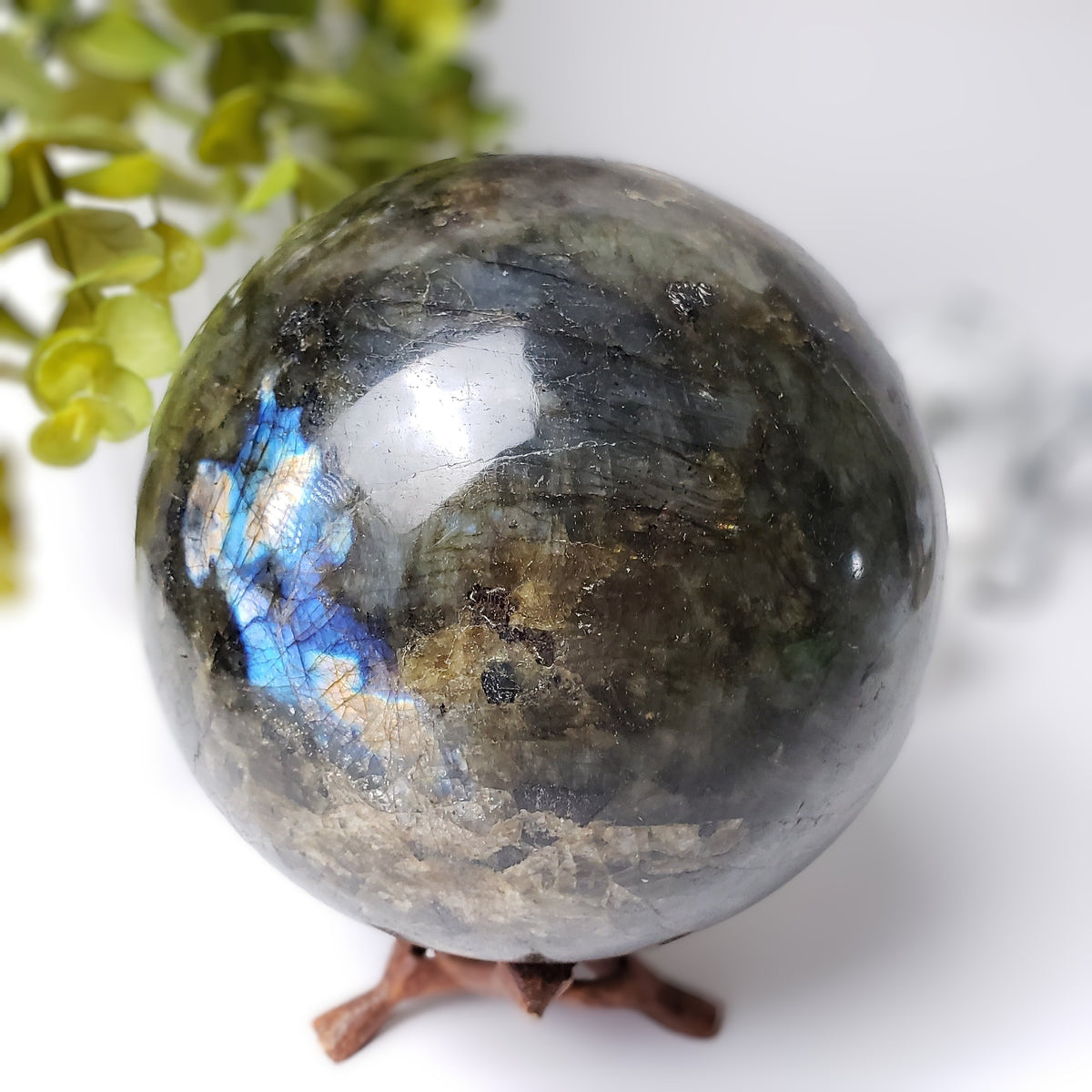 Labradorite Sphere | Natural Gray Rainbow | 4.5 Kg, 10 lbs | 150 mm, 6 in | Madagascar